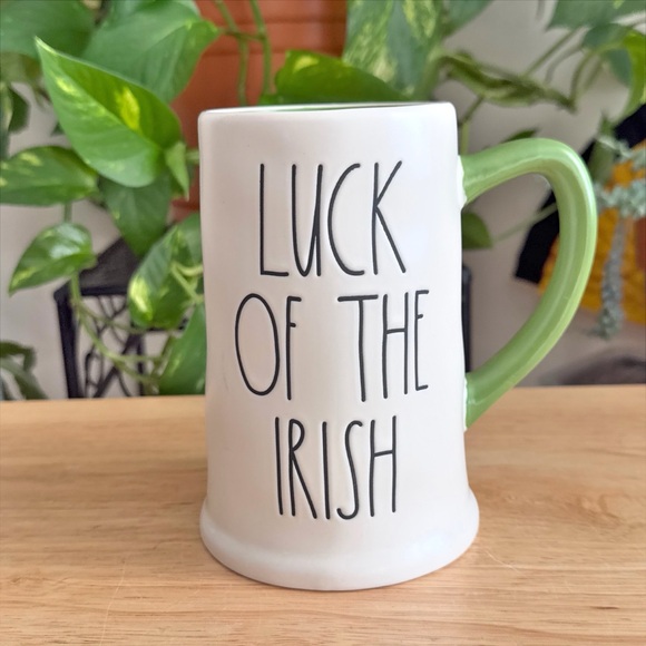 Rae Dunn Luck Of The Irish Stein Large Mug 20 Oz White Green St Patricks Day - Picture 2 of 8